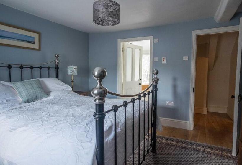 Plas Gwyn B&b And Holiday Cottage