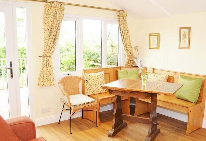 Quixhill Denstone Dove Meadow B & B