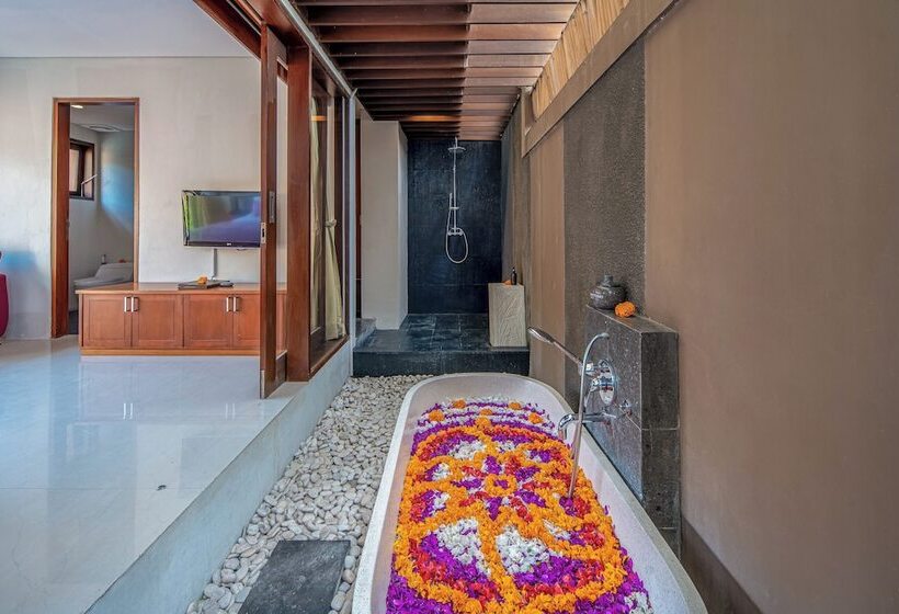 منتجع Nyanyi Sanctuary Villa By Ini Vie Hospitality