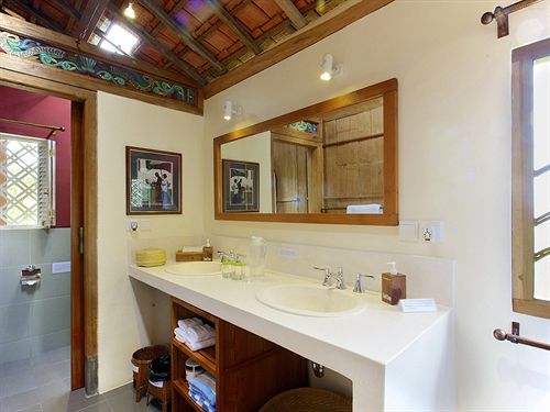 استراحتگاه Umajati Retreat