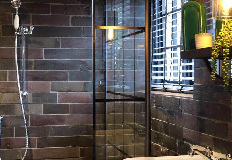 The Elms Hotel And Spa