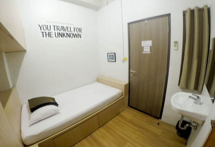 The Packer Lodge   Hostel