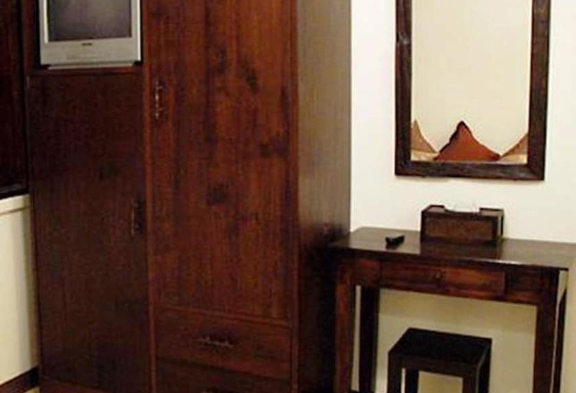 Yha Bangkok Airport Hostel