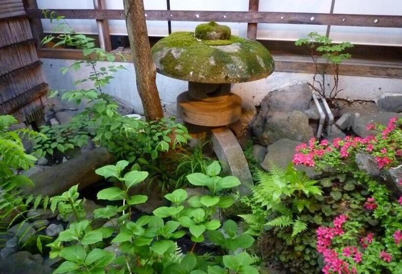 Yudanaka Tawaraya Ryokan