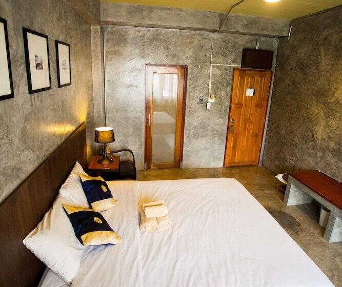 Afterglow Hostel