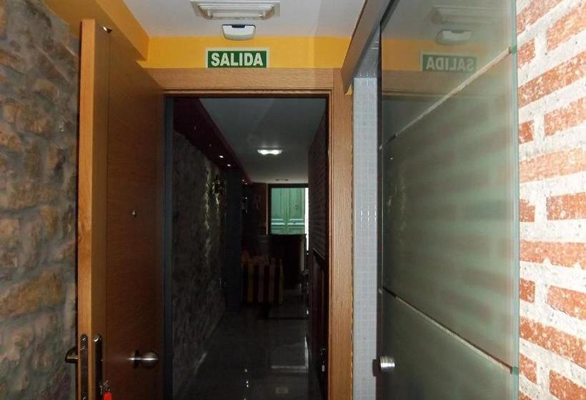 Apartamentos Entrepalacios