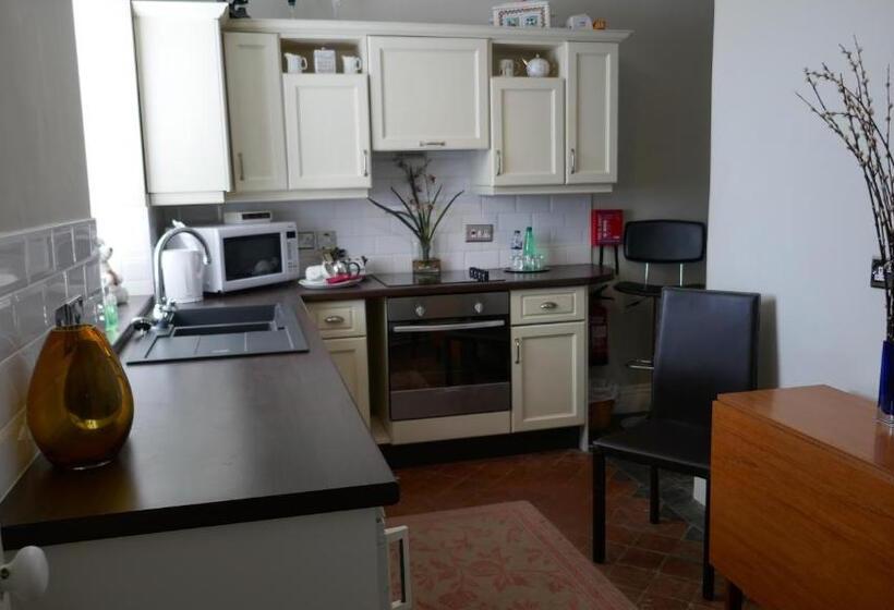 ベッドアンドブレックファースト Kerrington House