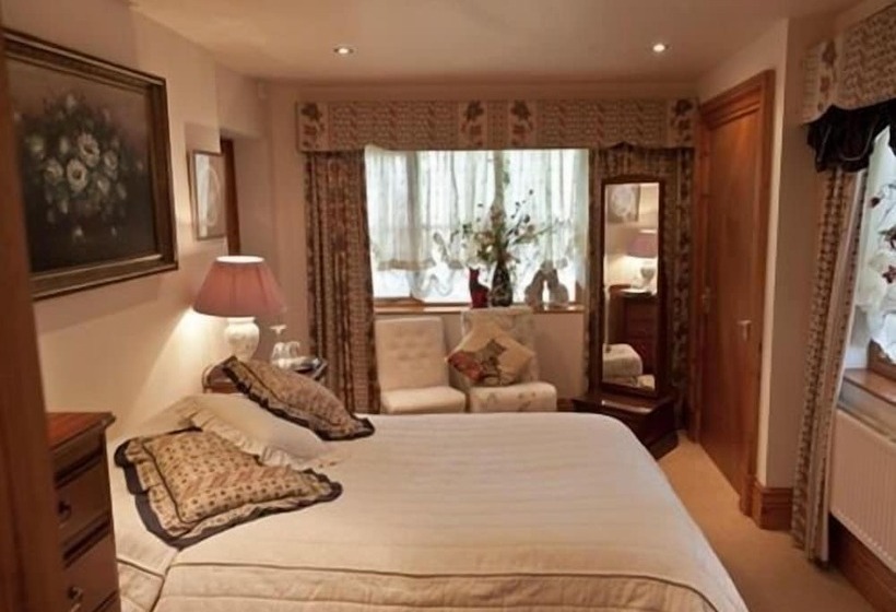 مبيت وإفطار Little Red Rooster Rest And Spa