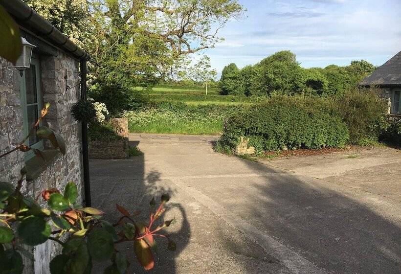 민박 Moorshead Farm