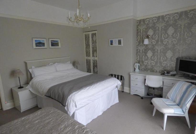 Bed and Breakfast Rockwood House