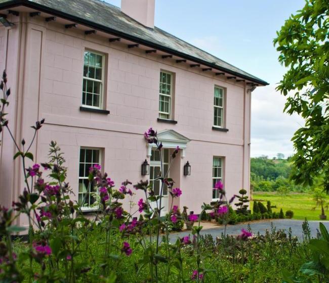 تختخواب و صبحانه Syon House