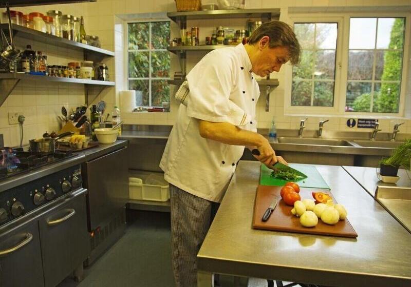 ベッドアンドブレックファースト Tinhay Mill