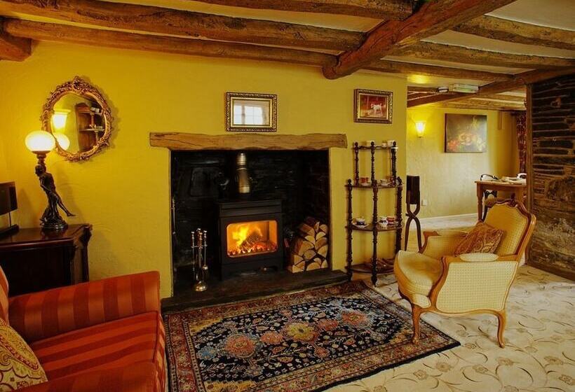 ベッドアンドブレックファースト Tinhay Mill