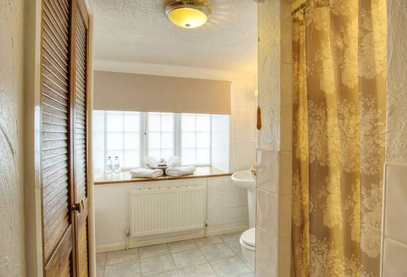 ベッドアンドブレックファースト Tinhay Mill