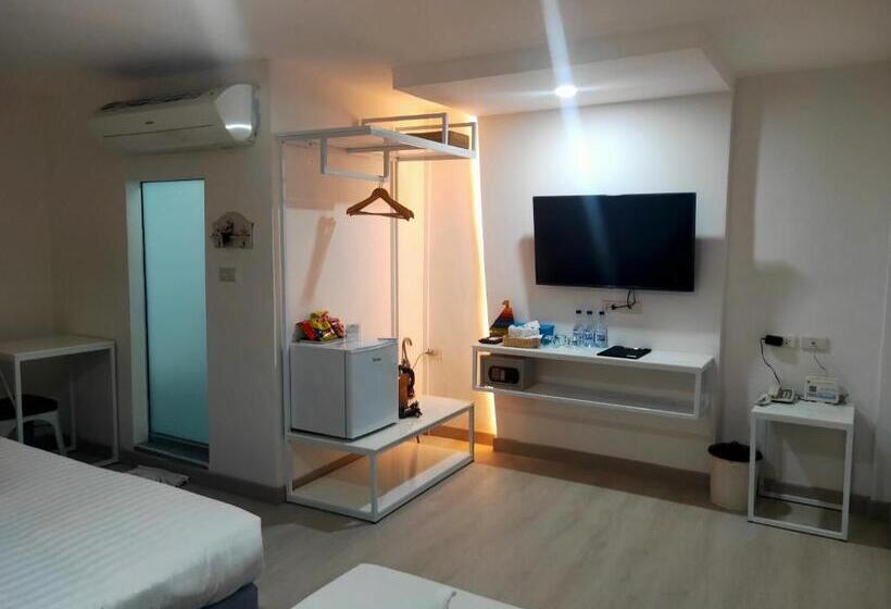 Bed By Boat @nonthaburi Pier