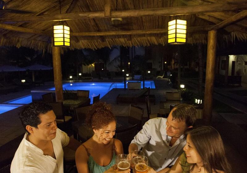 Boca Olas Resort Villas