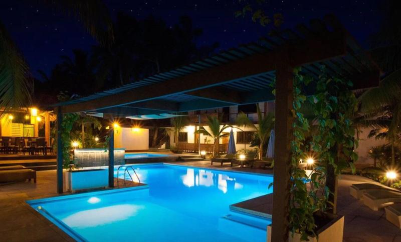 Boca Olas Resort Villas