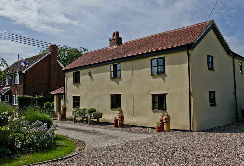 Bed and Breakfast Box Bush Cottage