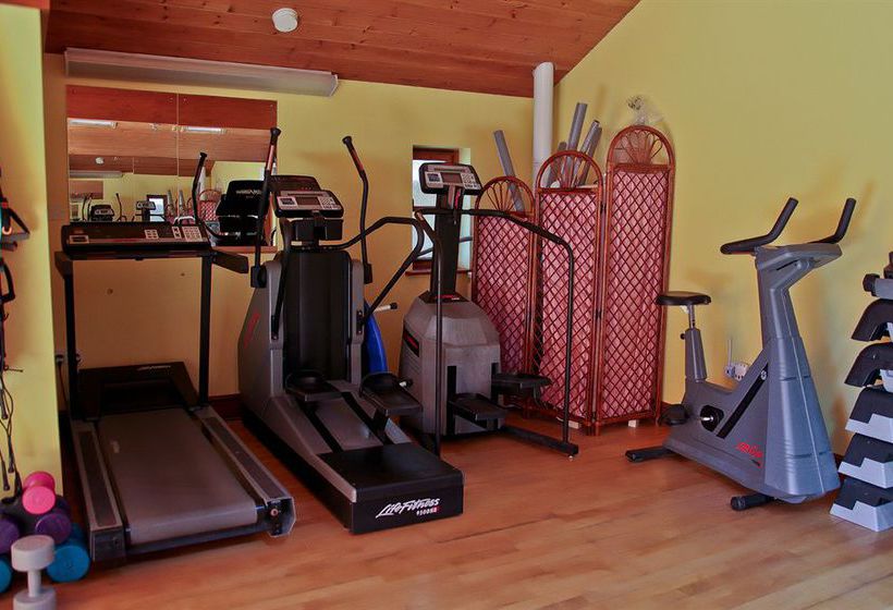 Bed and Breakfast Box Bush Cottage