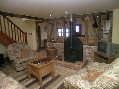 Bed and Breakfast Box Bush Cottage