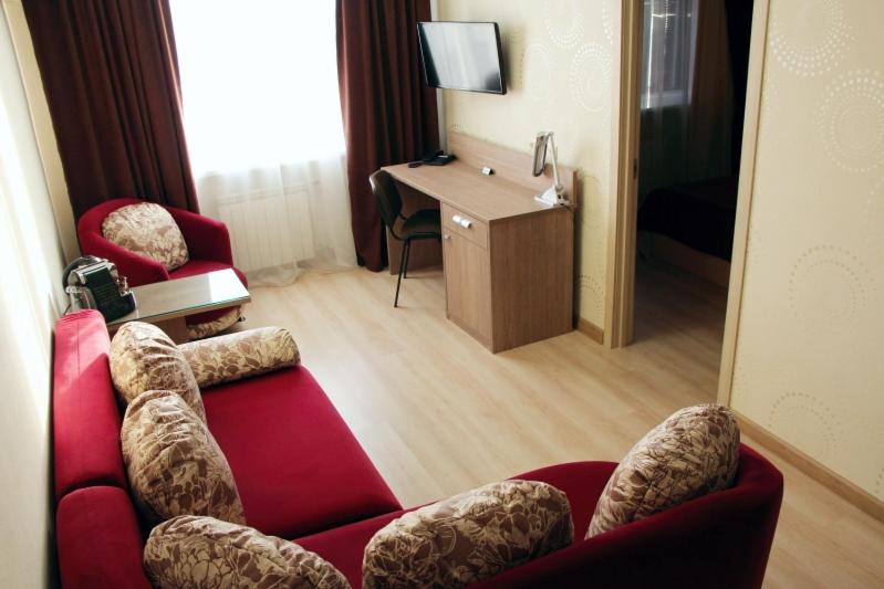 فندق Cosmos Business