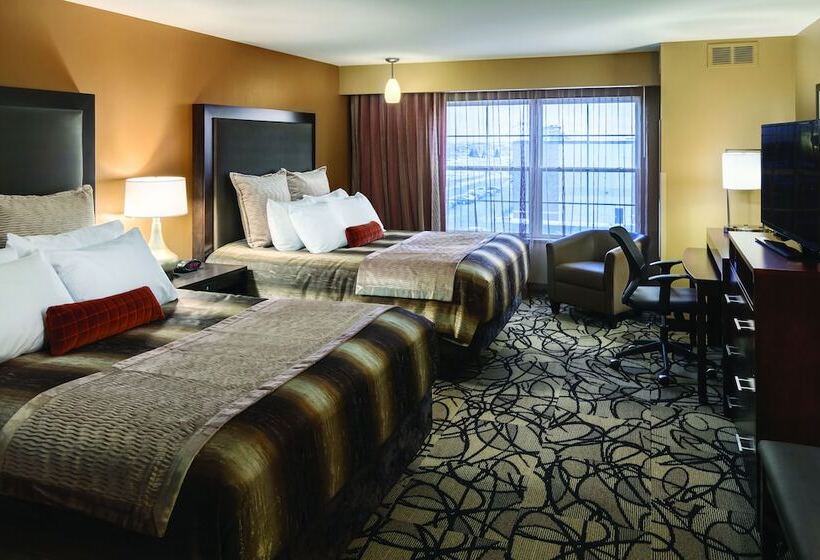 Clubhouse Hotel & Suites Fargo