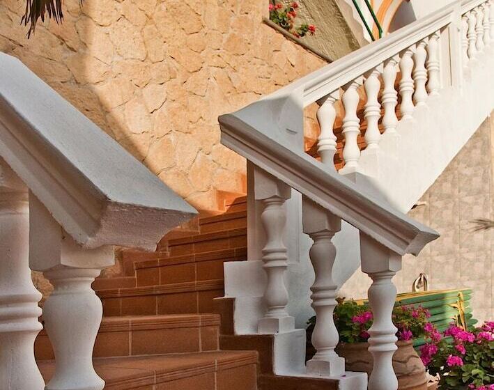 Finiki View Hotel Apartments