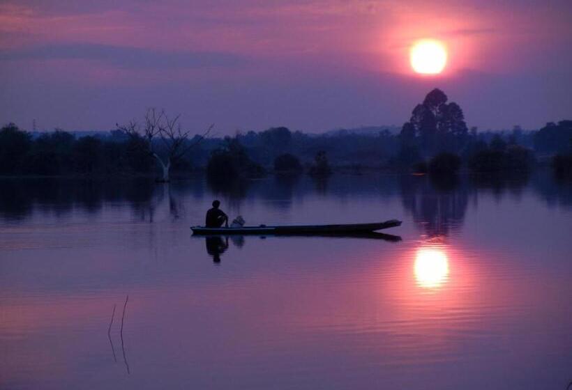 Home Stay Stc Bed And Breakfast