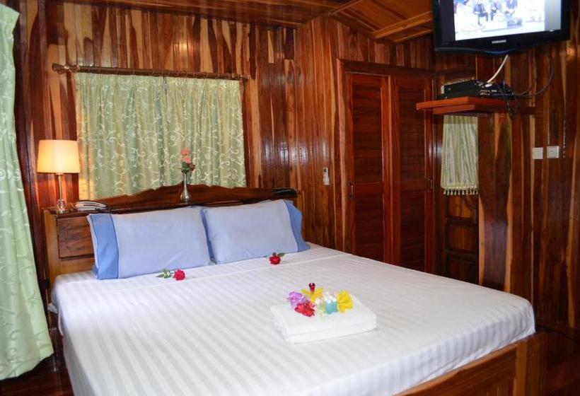 Home Stay Stc Bed And Breakfast