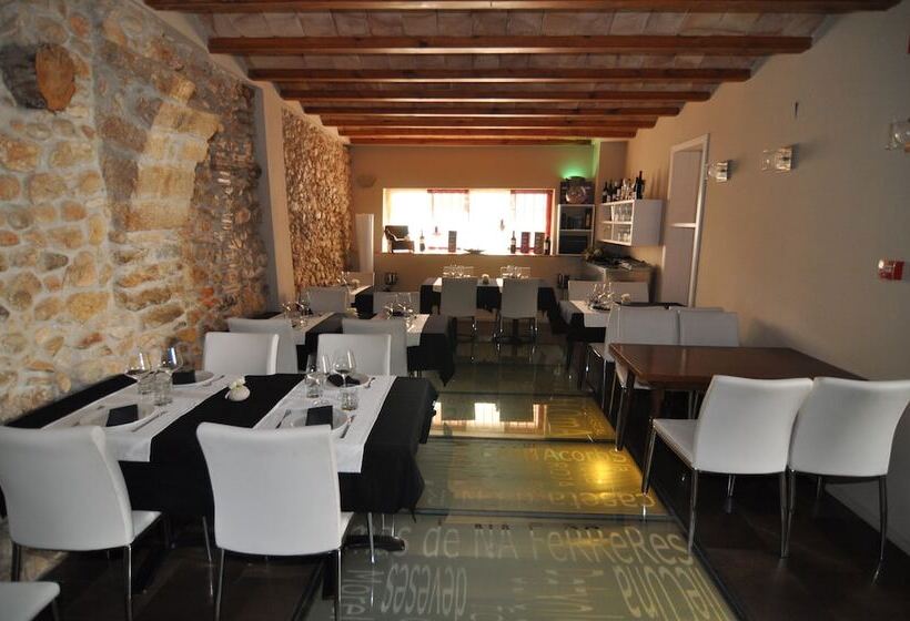 פונדק Restaurant & Rooms Cabrit