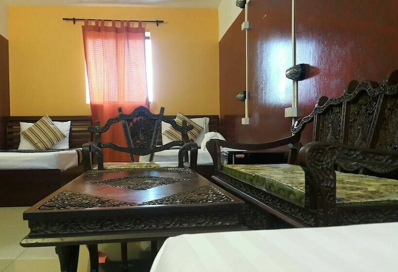 酒店 999 Triple Nine Guesthouse & Hostel Chiangmai