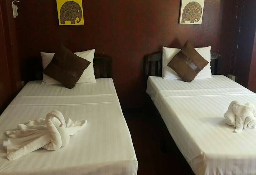 酒店 999 Triple Nine Guesthouse & Hostel Chiangmai