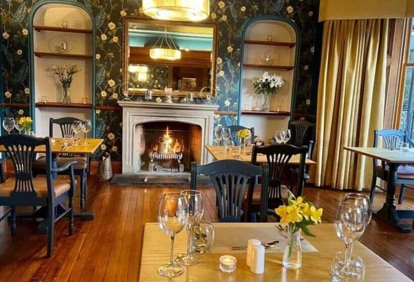 فندق Achray House Restaurant With Rooms