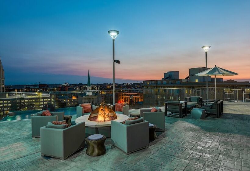 Отель Aloft Greenville Downtown