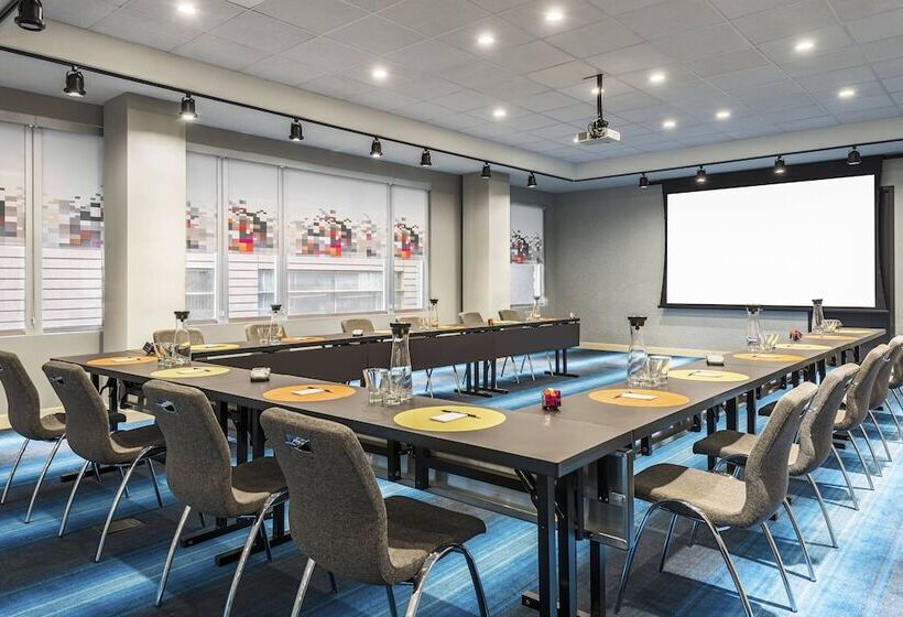 Отель Aloft Greenville Downtown