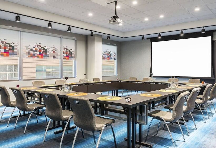 Отель Aloft Greenville Downtown