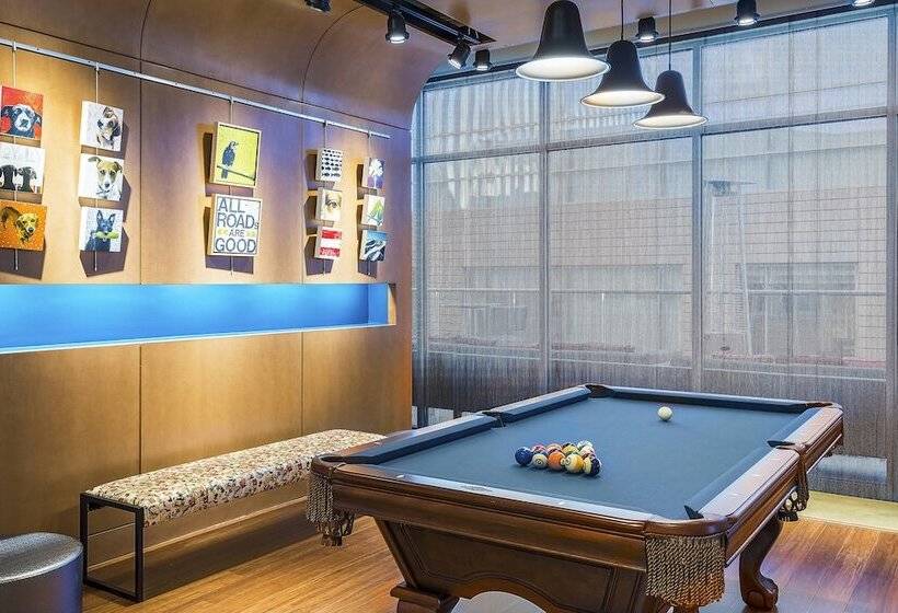 Отель Aloft Greenville Downtown