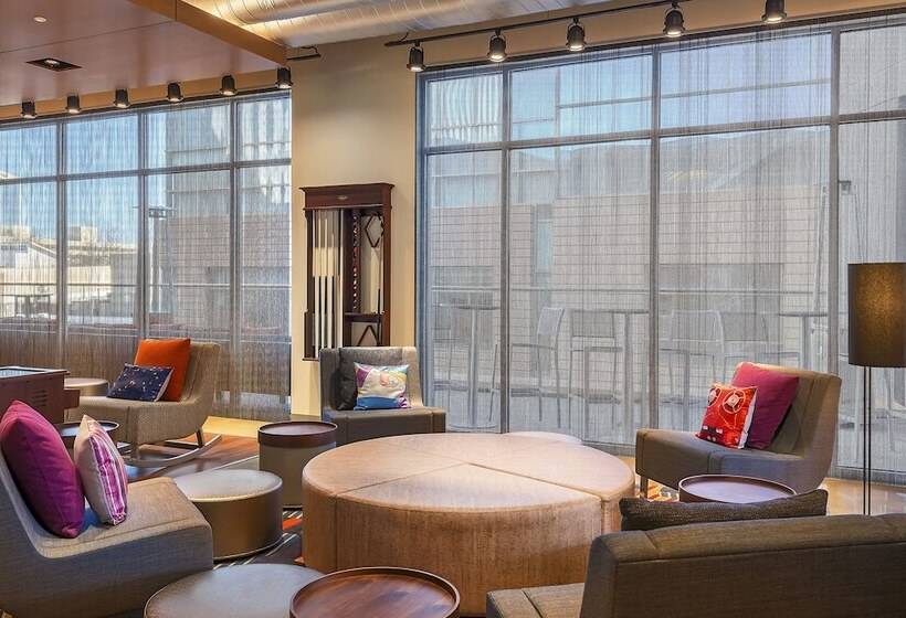 Отель Aloft Greenville Downtown