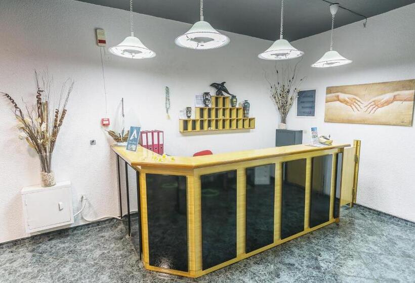 هتل Alpha Studios