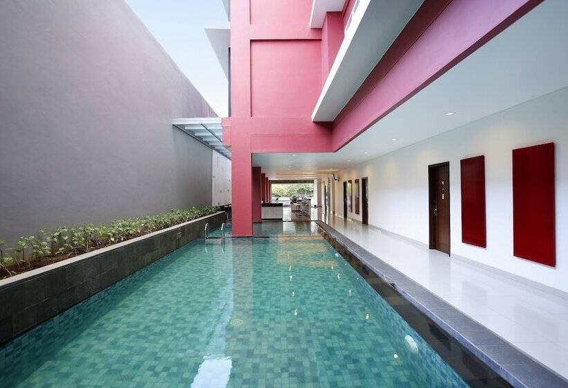 Amaris Hotel Dewi Sri