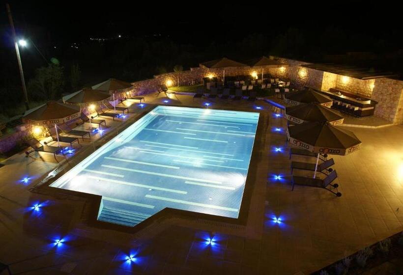 ホテル Anaxo Resort