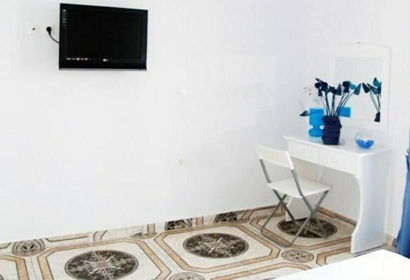 هتل Athena Palace