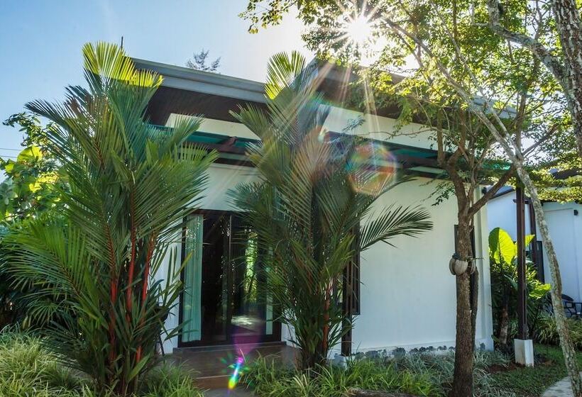 فندق Baan Armeen Cottage