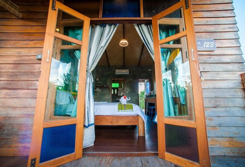 Отель Baan Chokdee Pai Resort