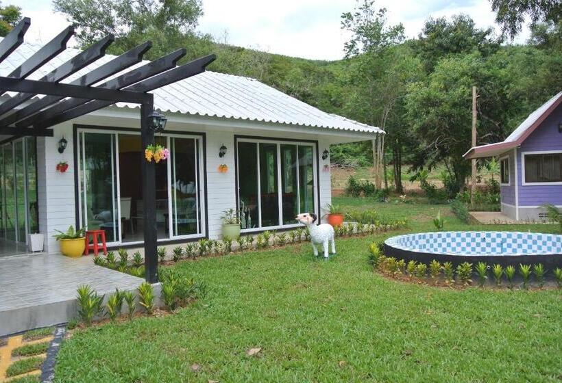 호텔 Baanraisooksangchan