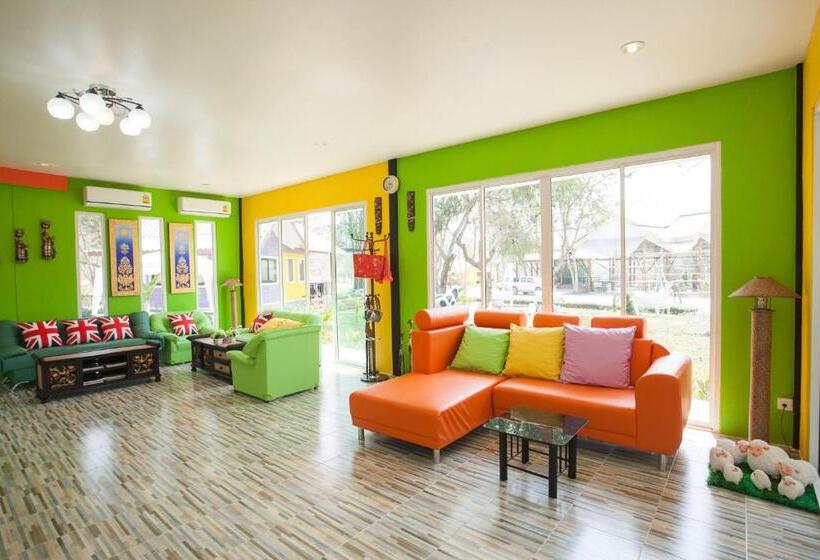 호텔 Baanraisooksangchan