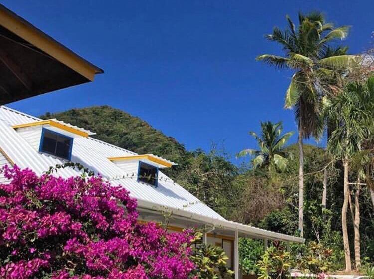 هتل Cabañas Agua Dulce