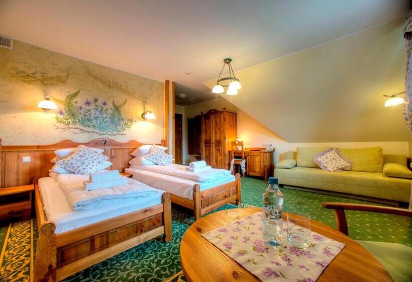 בית מלון כפרי Carpatia Bieszczadzki Gościniec