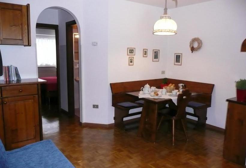 Otel Residence Casa Carezza