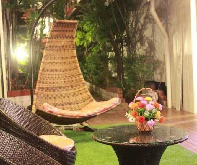 Отель Chaweng Noi Resort